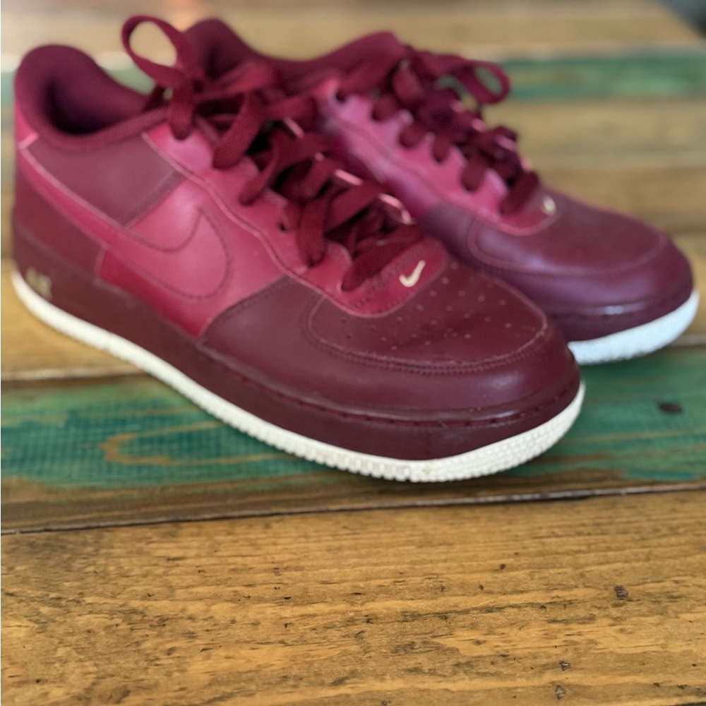 Nike Burgundy Sneakers